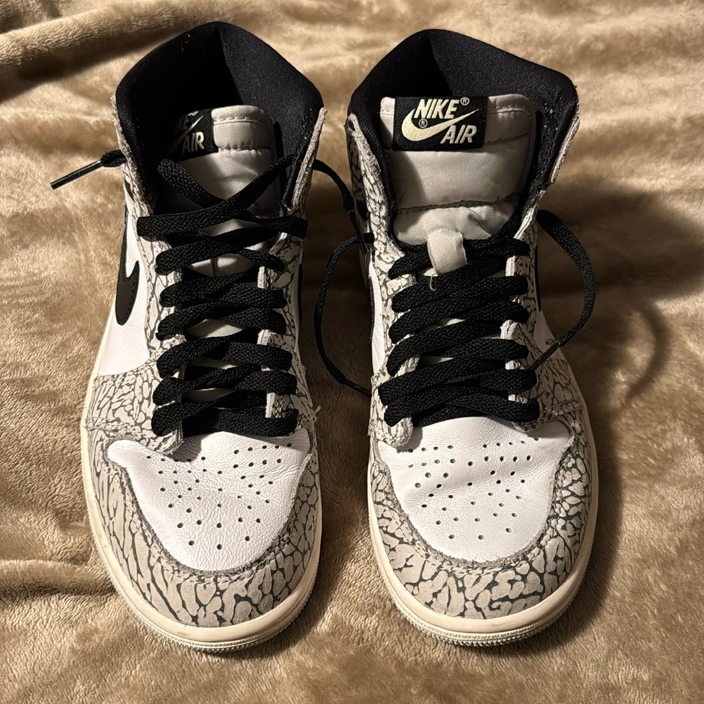 Nike Jordan 1 Retro High Shoes
